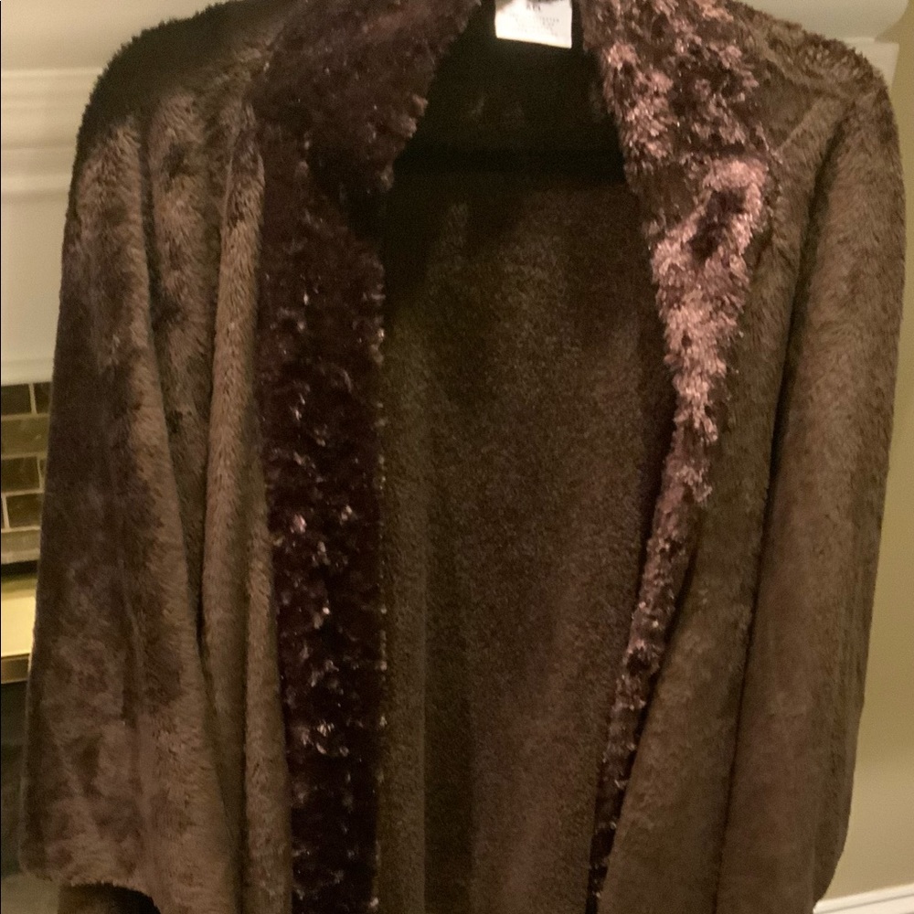 EUC Preston & York Brown Fuzzy Bear Cape/Wrap